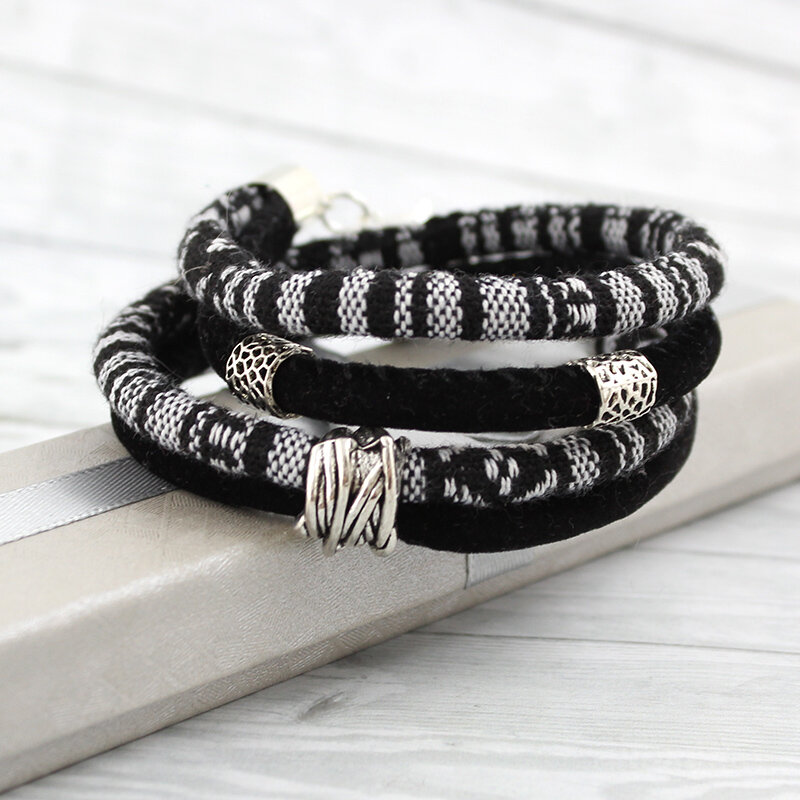 Bransoletka czarna oplatana Aztec Black Bransoletka czarna oplatana Aztec Black