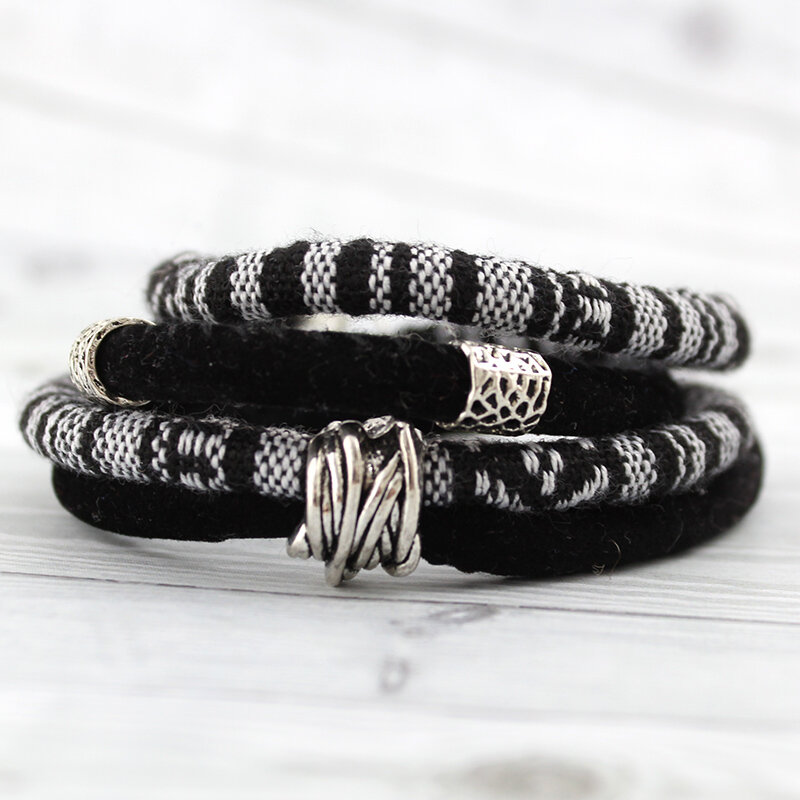 Bransoletka czarna oplatana Aztec Black Bransoletka czarna oplatana Aztec Black