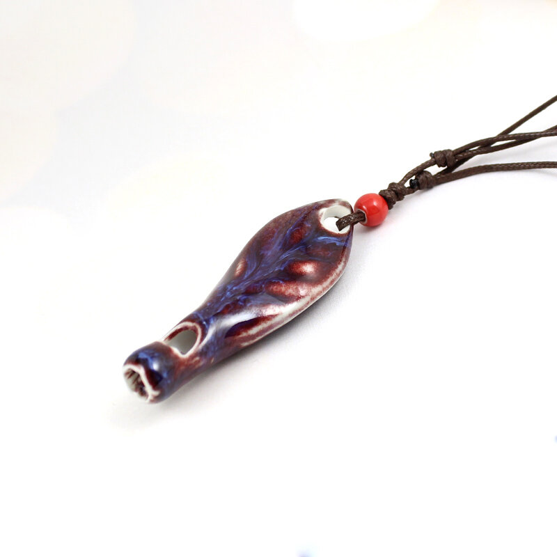 Ceramiczny wisiorek gwizdek Ceramiczny wisiorek gwizdek