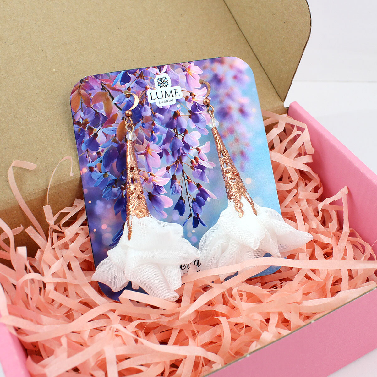 Kolczyki ślubne Lume Design białe Rose Gold Długie białe kolczyki kwiaty ślubne Lume Design Rose Gold różowe złoto