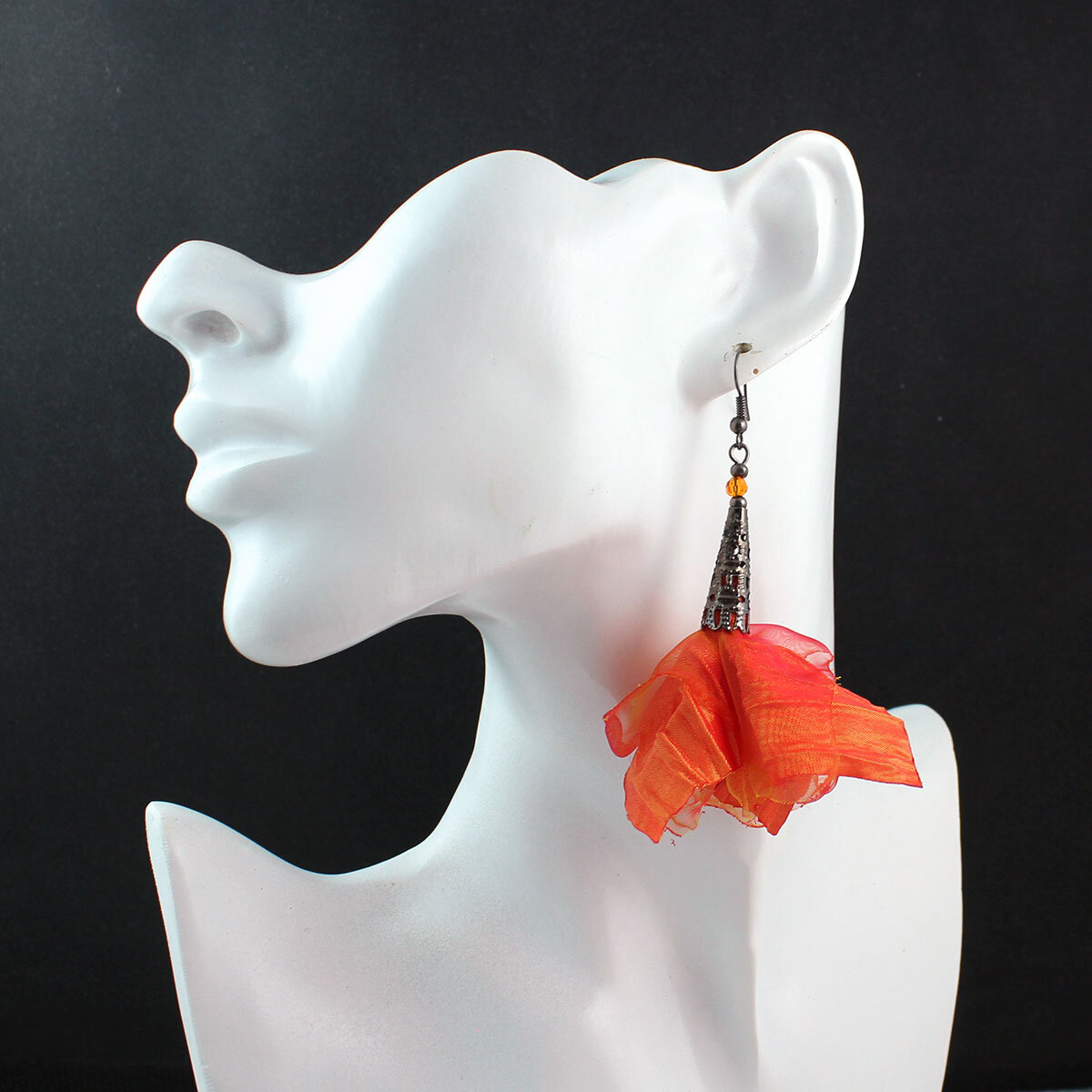 Kolczyki kwiaty Lume Design pomarańczowy różowy żółty Długie kolczyki kwiaty Lume Design pomarańczowe multikolor czarne wykończenie