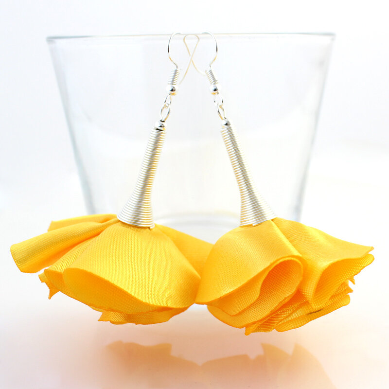 Duże Kolczyki Materiałowe Kwiaty Silk Żółte Duże Kolczyki Materiałowe Kwiaty Silk Żółte