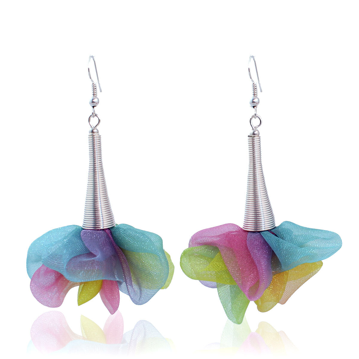 Kolczyki tęczowe z tkaniny w formie lekkich kwiatów – Lume Design