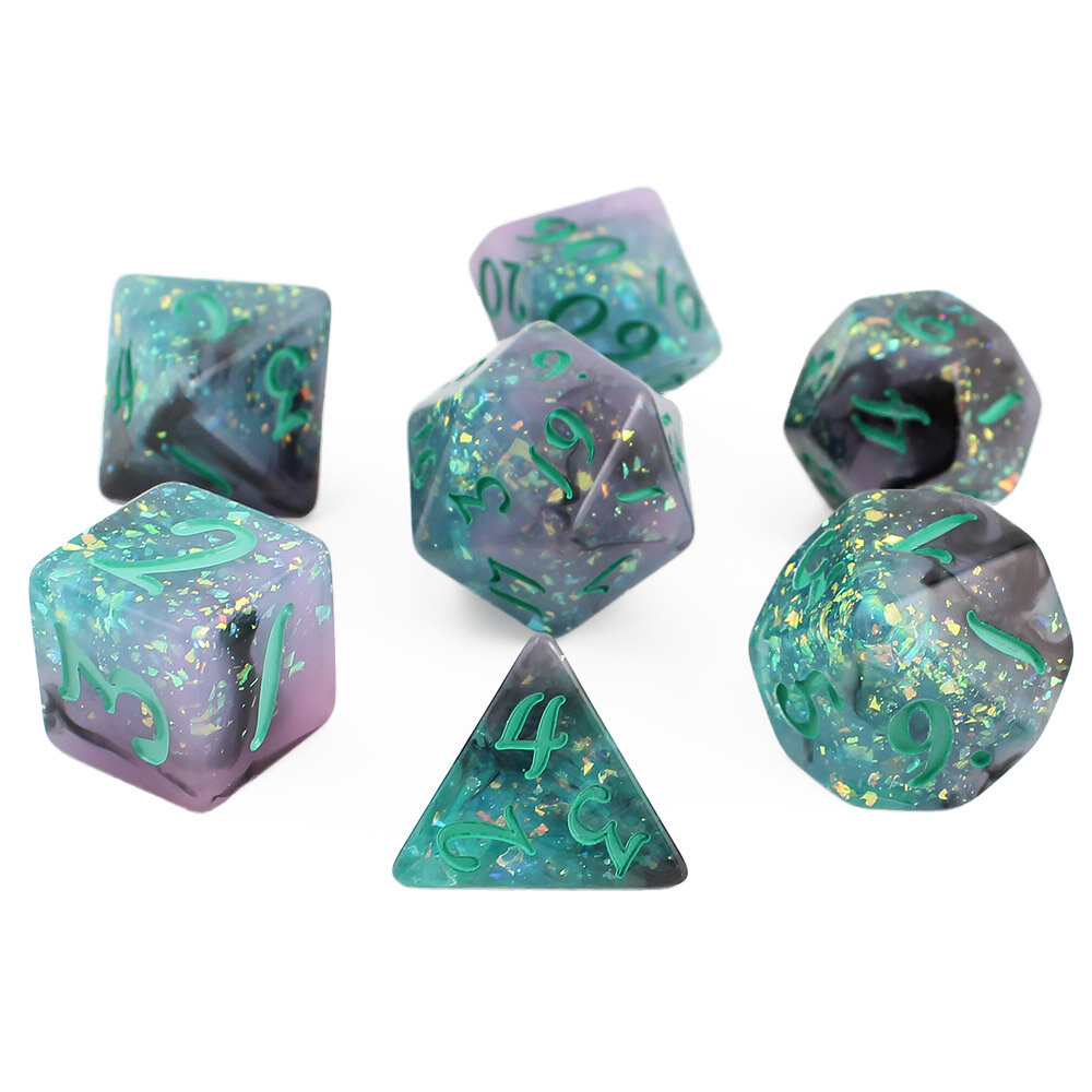 Zestaw 7 żywicznych kości RPG o zaokrąglonych krawędziach ze wzorem miętowo-szarego dymu i błyszczącymi drobinkami | Żywiczne Kości Spectral Mint Lume Design