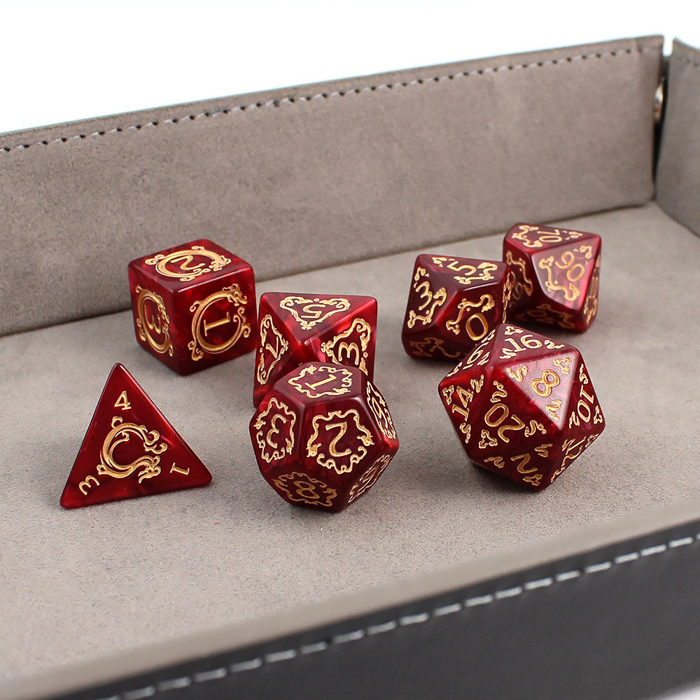 Zestaw 7 akrylowych kości RPG o zaokrąglonych krawędziach w kolorze czerwonego marmuru ze zdobieniami smoków | Akrylowe Kości Dragon's Ruby Lume Design