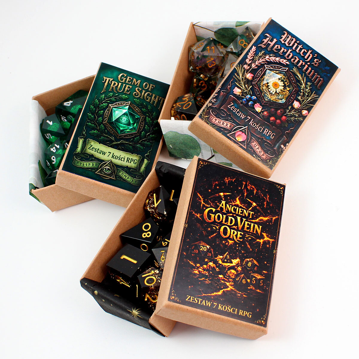 Zestaw 7 kości RPG z żywicy z ostrymi krawędziami imitujący kosmos z błękitnym płynnym wnętrzem i fioletowymi smugami | Kości Liquid Core Astral Nebula Lume Design