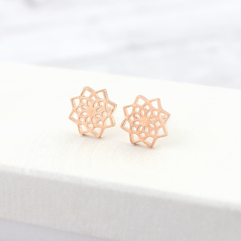 Kolczyki Wkrętki Mandala Kwiat Rose Gold - Stal Kolczyki Wkrętki Mandala Kwiat Rose Gold - Stal