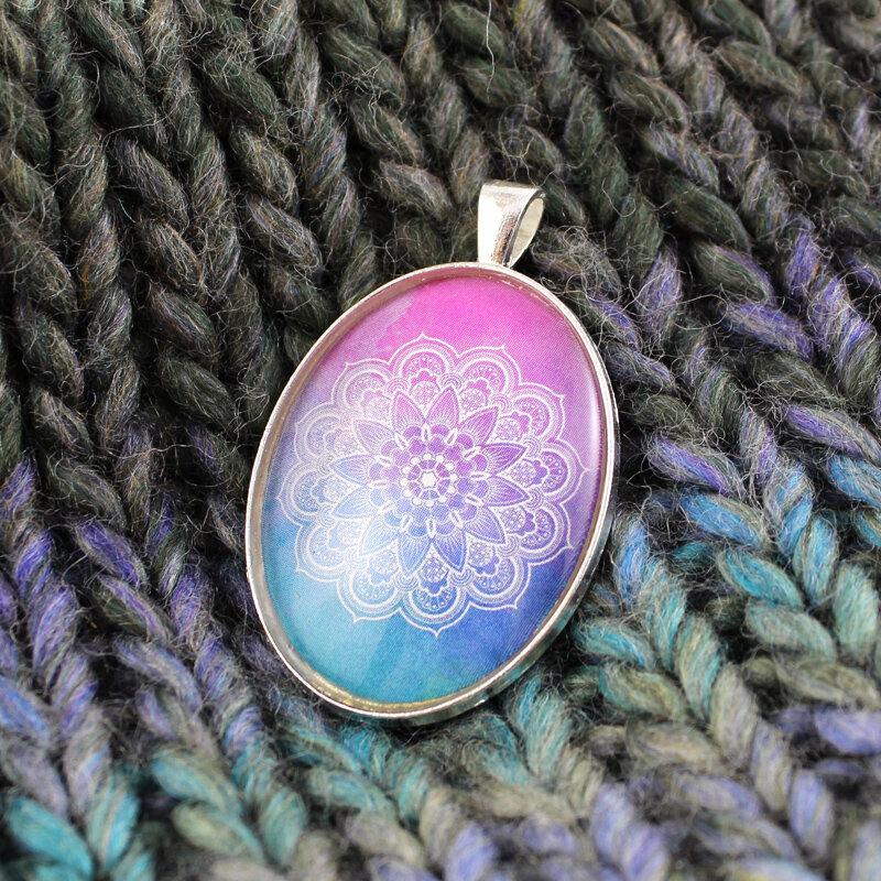 Duży szklany wisior Mandala Amulet Duży szklany wisior Mandala Amulet
