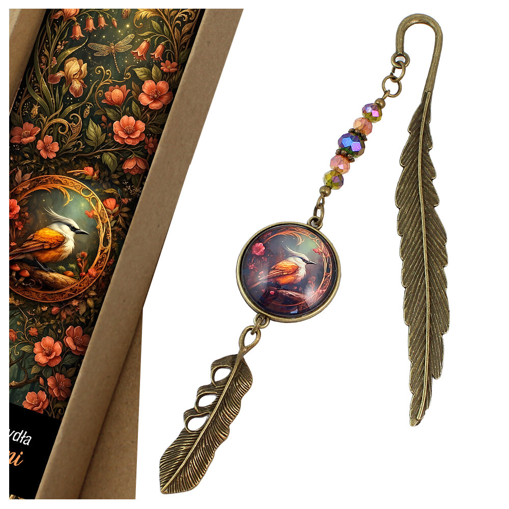 Zakładka do książki z antycznego brązu z szklanym kaboszonem w oprawie zdobionej kryształkami, przedstawiającym ryciny w stylu vintage z sikorą bogatką i zawieszką w kształcie piórka.
