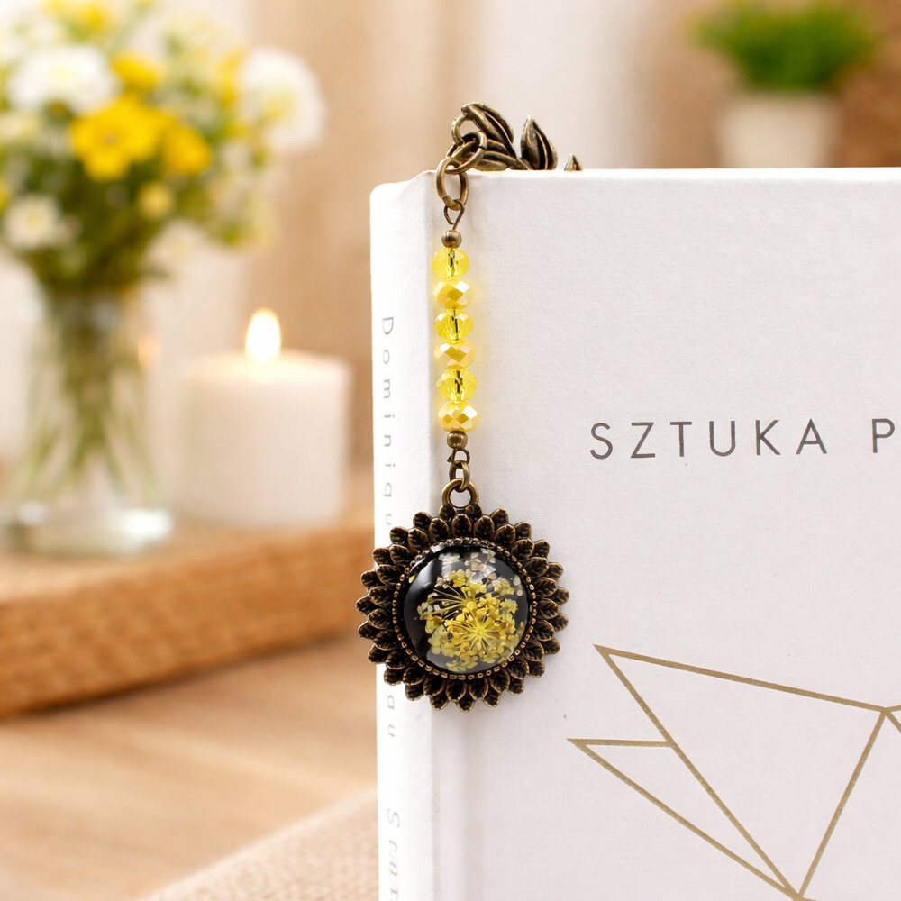 zakładka do książki z prawdziwymi kwiatami w żywicy żółta jesienna upominek