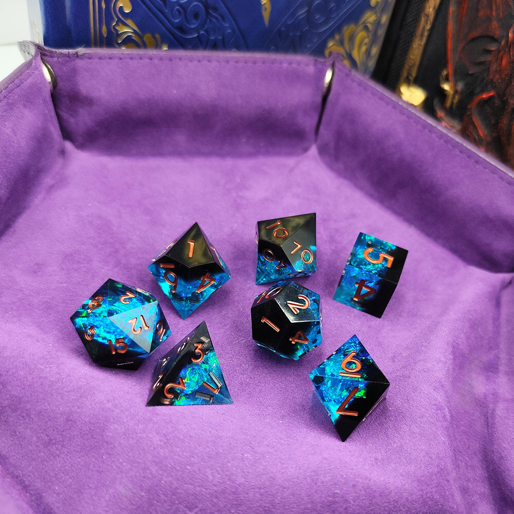 Zestaw kości wielościennych RPG holograficzne premium ostre DnD