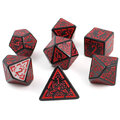 Zestaw 7 czarnych akrylowych kości RPG z czerwonymi runami, ramkami i cyframi | Akrylowe Kości Infernal Runes Lume Design Zestaw 7 czarnych akrylowych kości RPG z czerwonymi runami, ramkami i cyframi | Akrylowe Kości Infernal Runes Lume Design