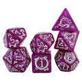 Zestaw fioletowych kości wielościennych Dragon's Amethyst ze smoczym motywem. Zestaw fioletowych kości wielościennych Dragon's Amethyst ze smoczym motywem.