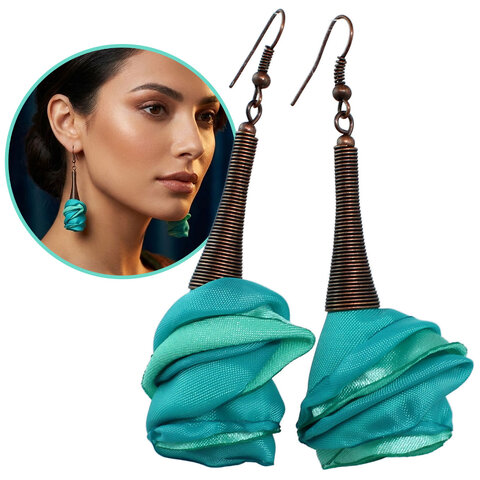 Długie turkusowe kolczyki kwiaty z miedzianym spiralnym wykończeniem