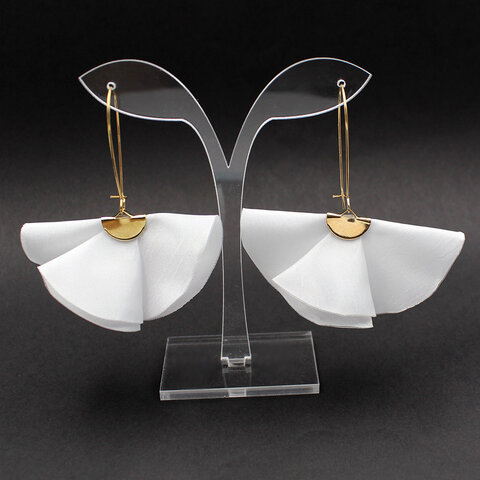 Długie Kolczyki Wachlarze Białe Ślubne Kolor Złoty KC Gold Wiszące