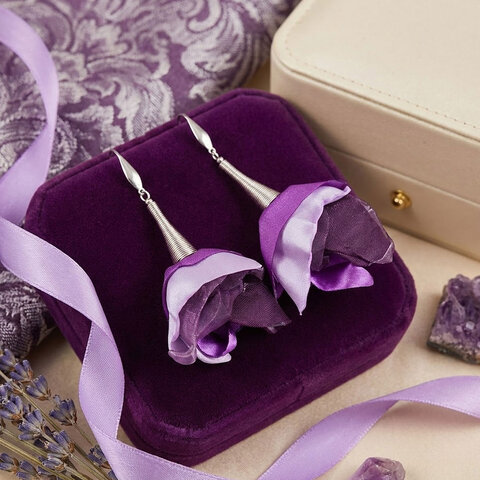 Kolczyki z tkaniny fioletowe długie kwiaty ciemne srebro stal