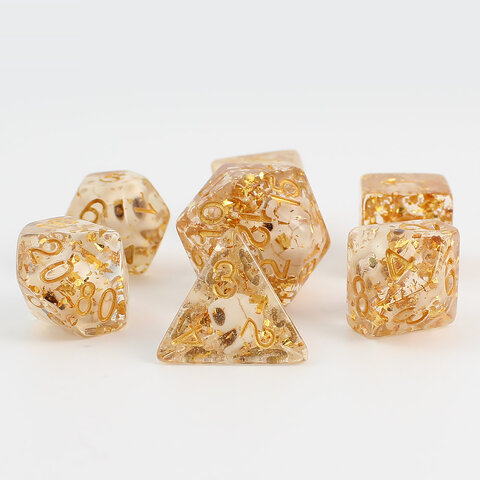 Zestaw 7 biało-złotych kości RPG z żywicy o zaokrąglonych krawędziach | Kości Żywiczne Outlet Veiled Skulls Lume Design