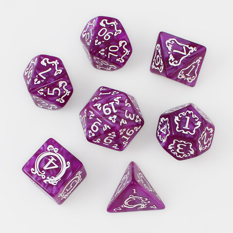 Zestaw fioletowych kości wielościennych Dragon's Amethyst ze smoczym motywem. Zestaw fioletowych kości wielościennych Dragon's Amethyst ze smoczym motywem.