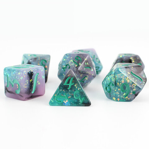 Zestaw 7 żywicznych kości RPG o zaokrąglonych krawędziach ze wzorem miętowo-szarego dymu i błyszczącymi drobinkami | Żywiczne Kości Spectral Mint Lume Design