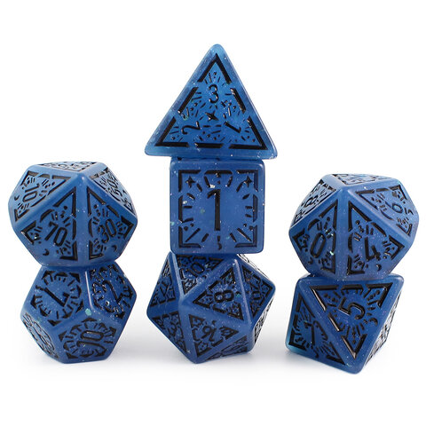 Zestaw 7 granatowych akrylowych kości RPG z czarnymi runami, ramkami i cyframi | Akrylowe Kości Abyssal Runes Lume Design