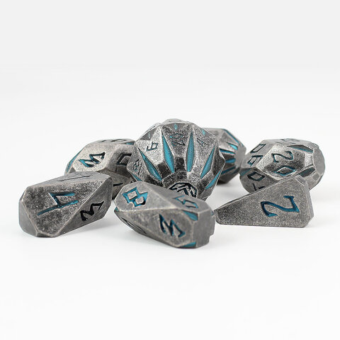 Zestaw ciężkich metalowych kości RPG Ancient Monolith Stonehenge świecące niebieskie runy