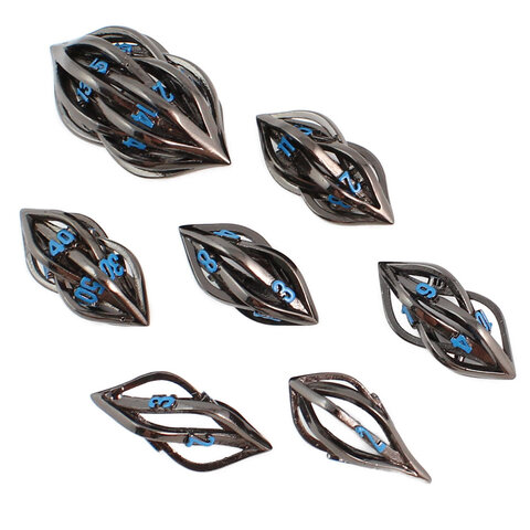 Unikatowe ażurowe kości RPG w kolorze czarnym z niebieskimi cyframi o nowoczesnym kształcie | Kości Metalowe Neon Weave Lume Design