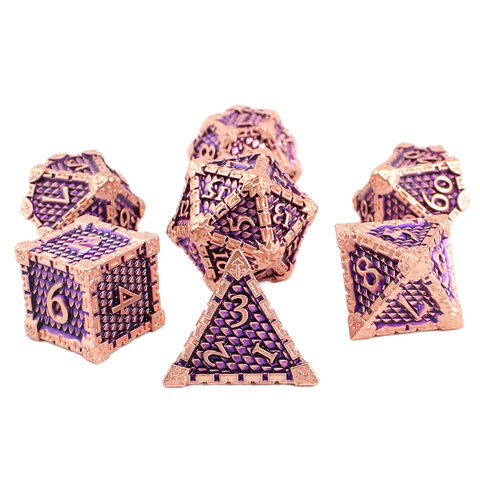 Metalowe kości RPG w kolorze różowego złota z fioletowym wypełnieniem i ornamentami | Kości Metalowe Royal Amethyst & Rose Gold Lume Design
