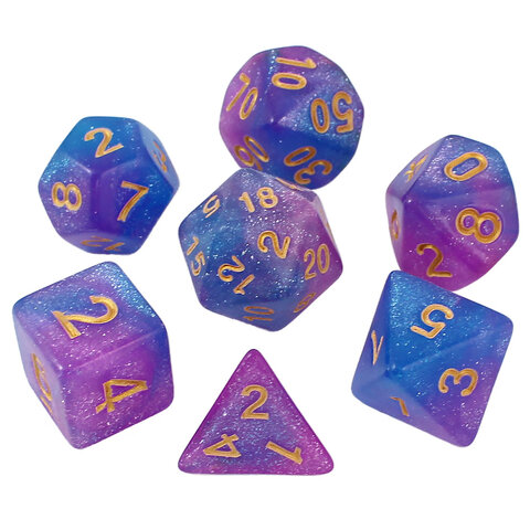 Zestaw brokatowych kości RPG Astro Dust w kolorach niebieskim i fioletowym ze złotymi cyframi.