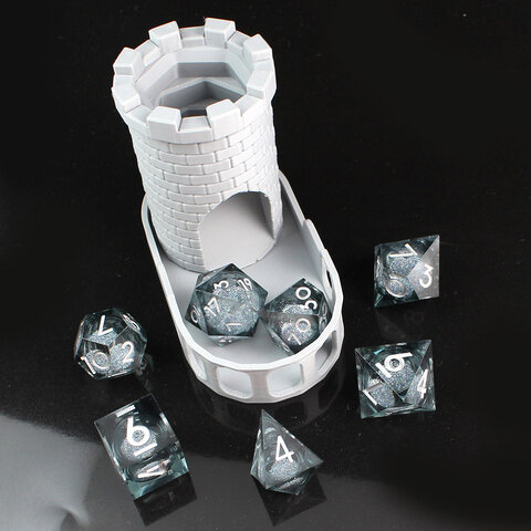 Zestaw 7 kości RPG Liquid Core ze srebrnym brokatem i ostrymi krawędziami | Kości RPG Shadow Quicksilver