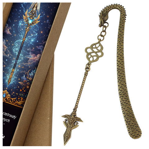 Zakładka do książki z antycznego brązu z motywem łusek smoka i zawieszką w kształcie dużej, zdobionej włóczni w stylu fantasy.