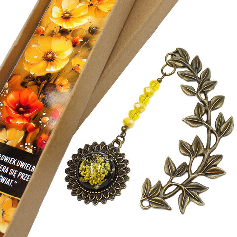 zakładka do książki z kwiatami w żywicy żółta vintage na prezent dla mamy babci