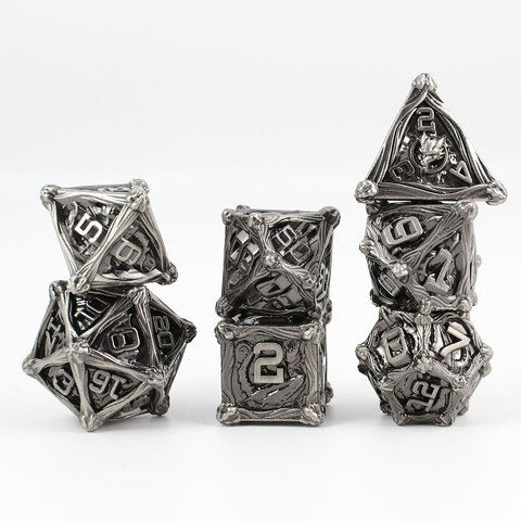 Zestaw ciężkich metalowych kości RPG Iron Dragon's Hoard w kolorze ciemnej stali